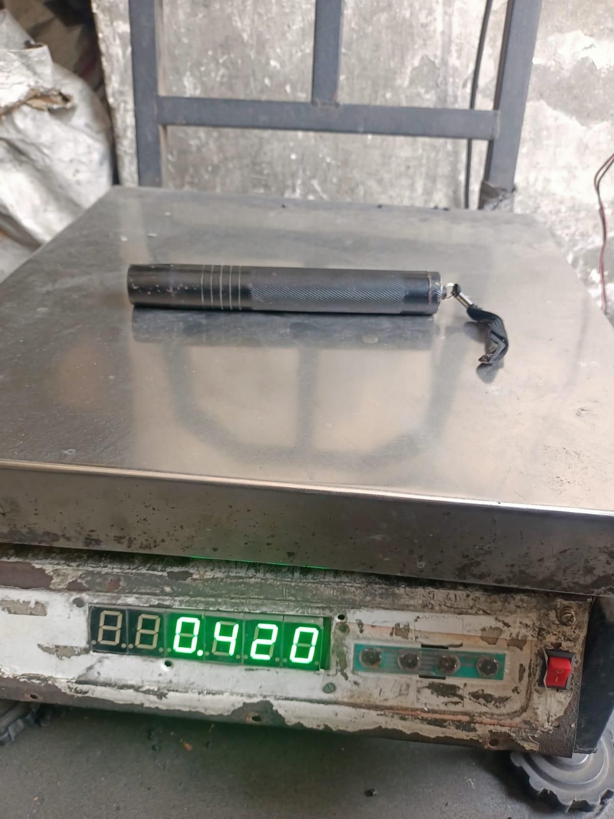 Self Defense Stick or Hand Pointer Extendable Telescopic Retractable Pointer